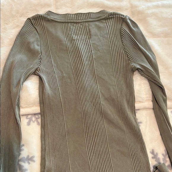 Aerie Ribbed Button-Up Long Sleeve Top - Khaki - Picture 4 of 5